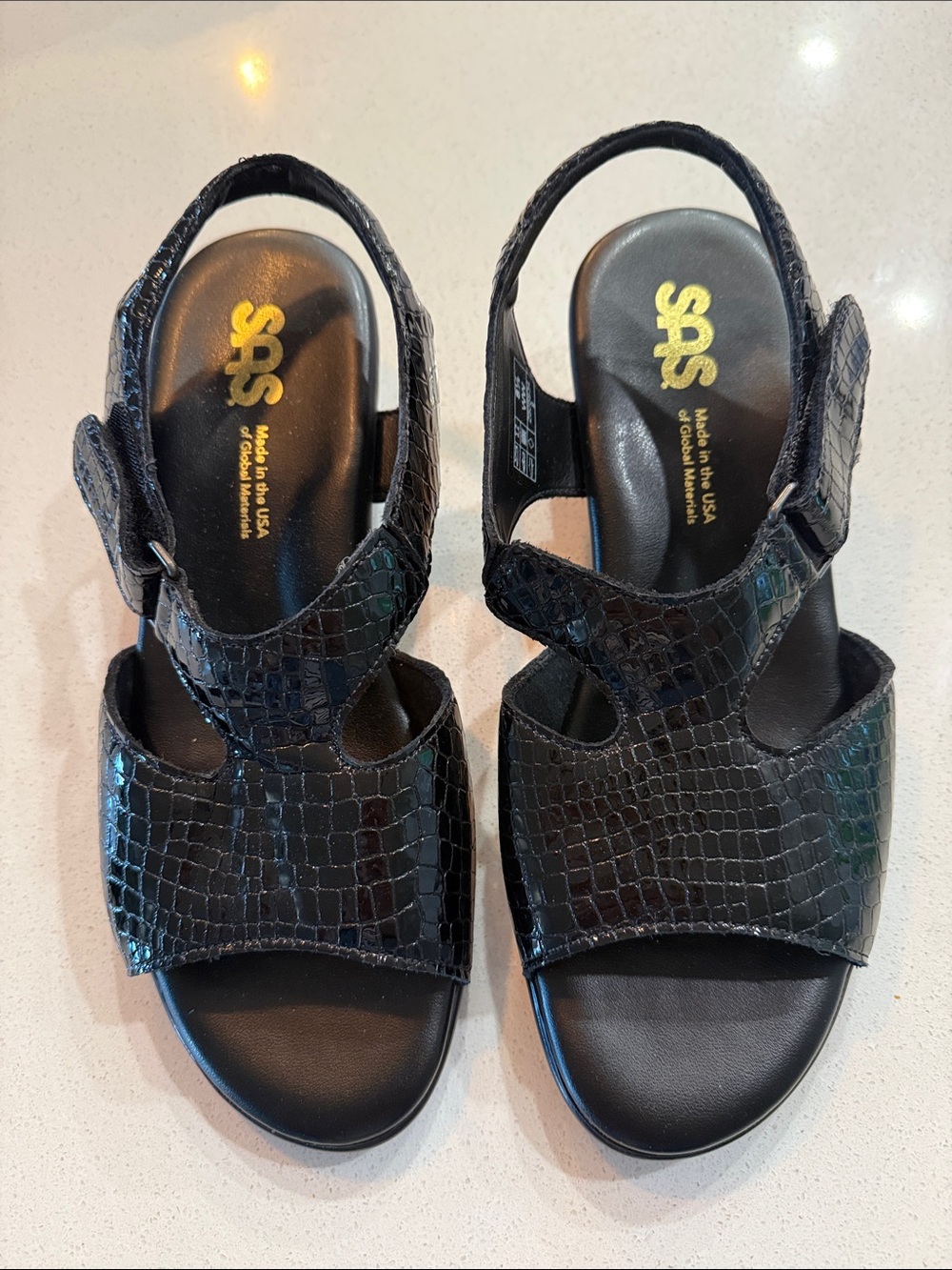 SAS Women's Black Croc-Effect Slingback Wide Sandal Size 8 1/2 WW